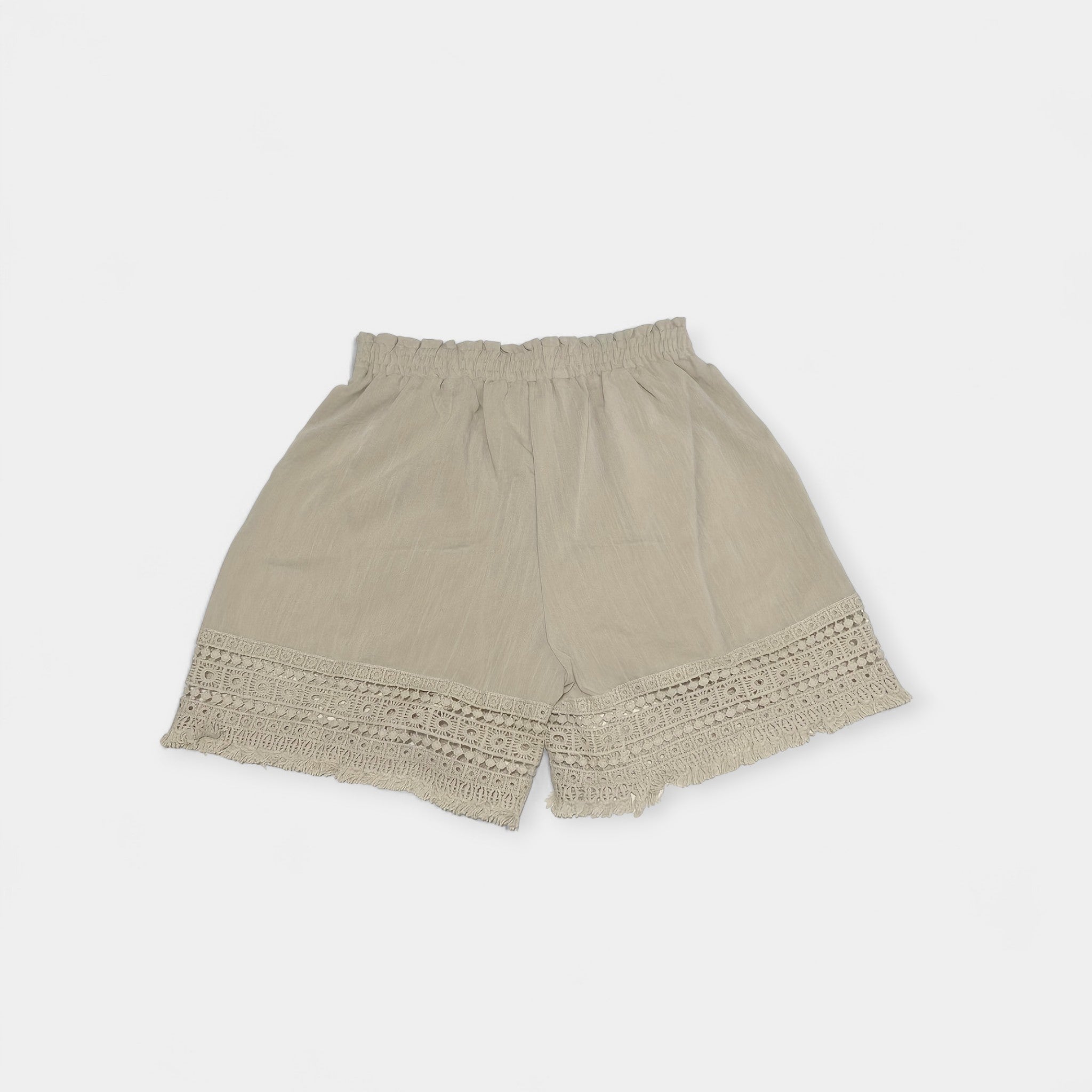 Ida Blonde Shorts med Let Pasform og Feminin Silhuet